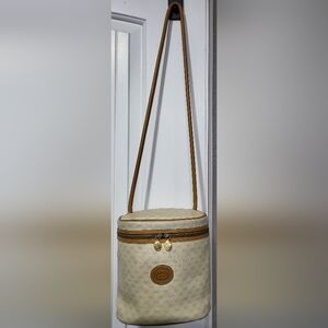Gucci bucket handbag